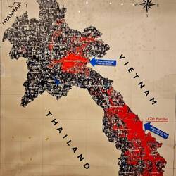 Die Karte im Süden ist so arg. Fast alles zerbombt.