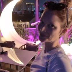 Moon 1984 Rooftop Bar