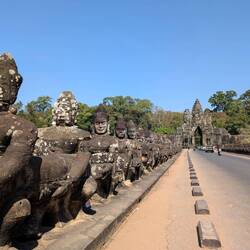 Tonle Om Gate (Southern Gate)