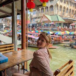 Floating Market