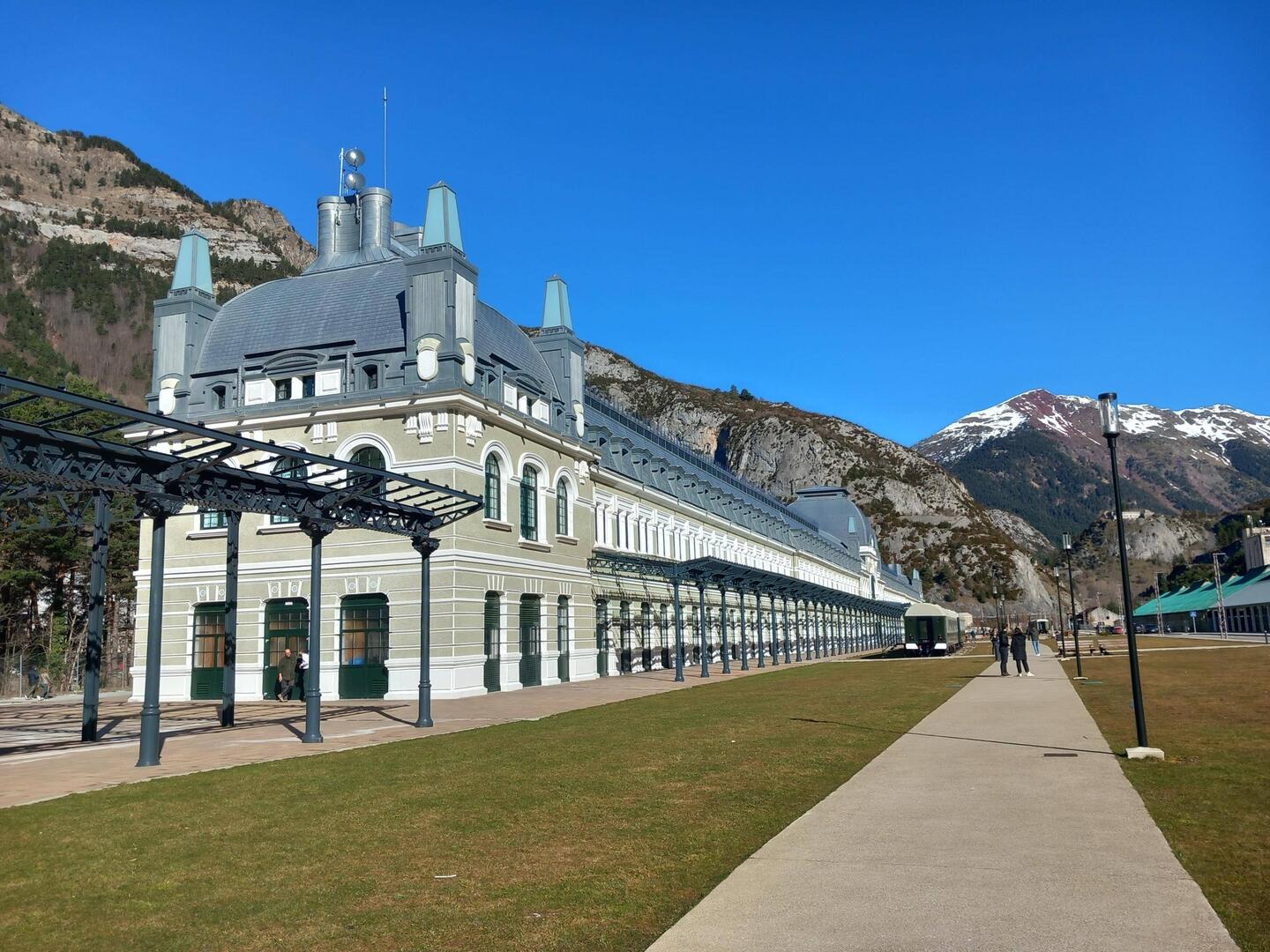 Canfran estacion réhabilitée en hôtel de luxe.