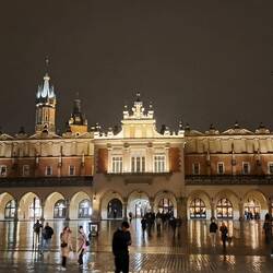 La piazza di sera...niente male!