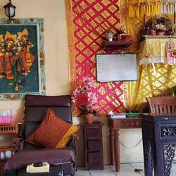 The massage spa was really nicely decorated.