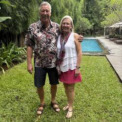 On our way to our farewell dinner! Both wearing our new purchases!