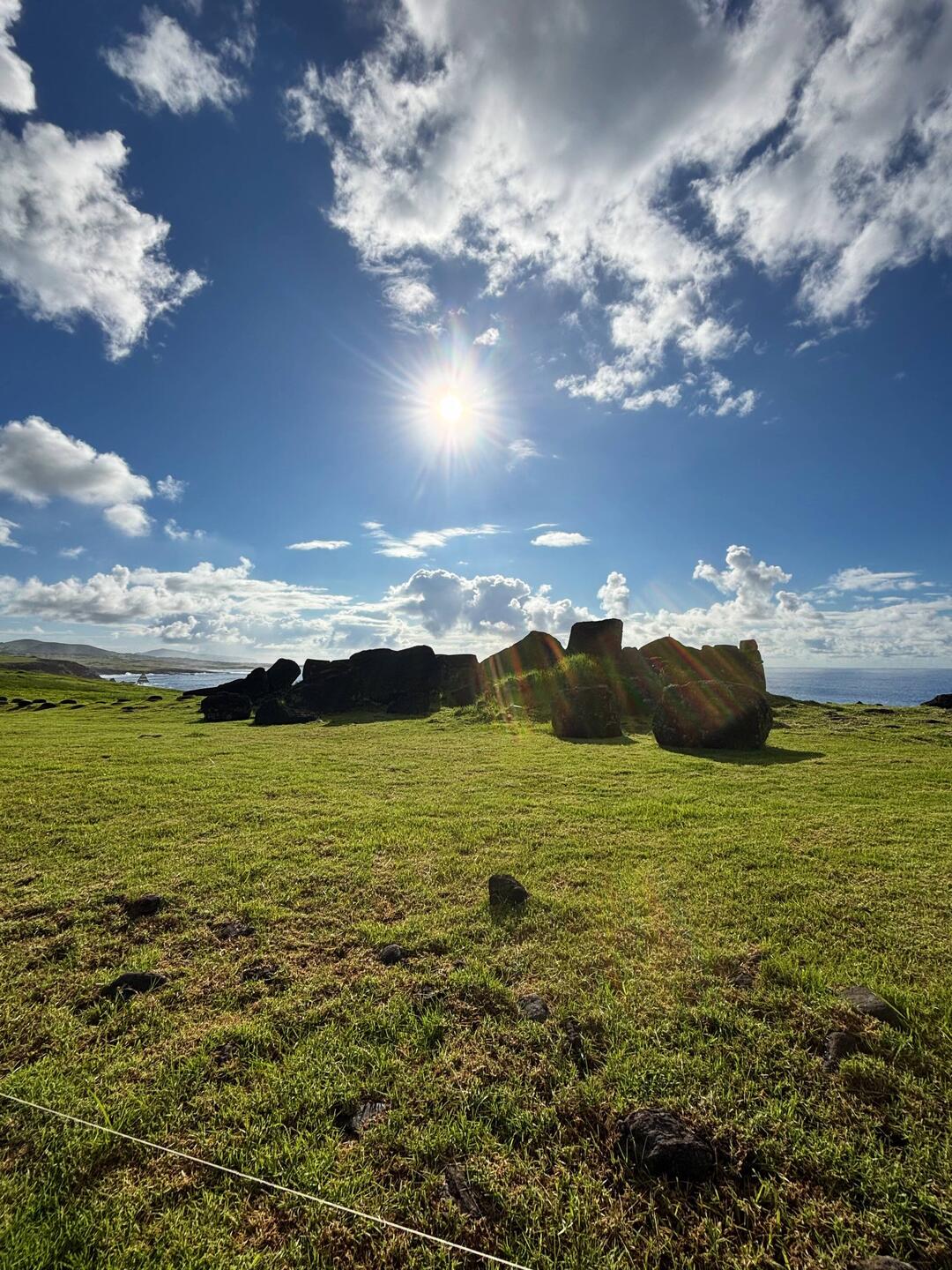 Tumbled moai