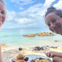 Frühstück am Meer