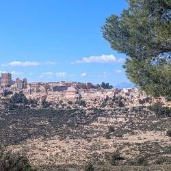 Aledo - hoch oben auf dem Bergrücken
