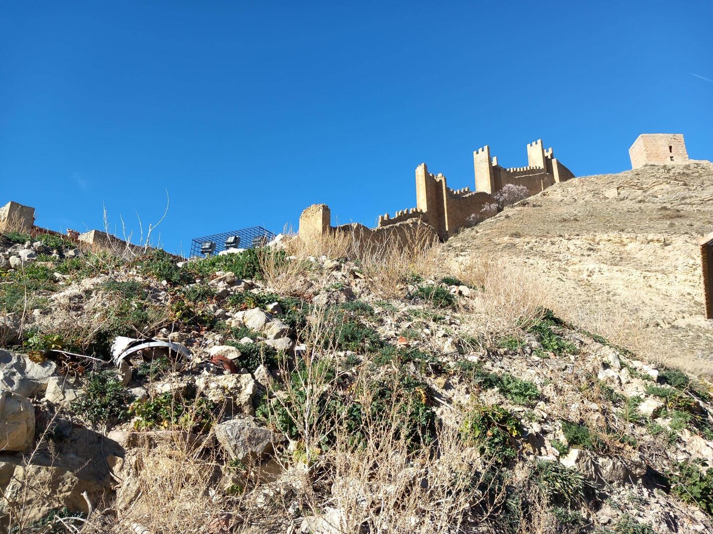 La muraille au dessus du village d'Albarracin.