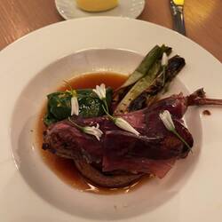 Quail that tastes of bacon