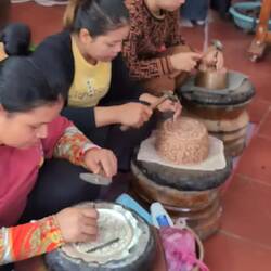 Silk & Silversmith shop