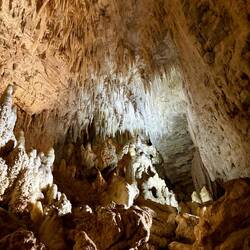 More needle stalactites