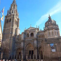 La cathédrale très imposante.