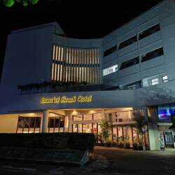 Zurück am Camelot Hotel... gute Nacht 🥱