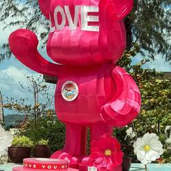 Love is in the air...🎶