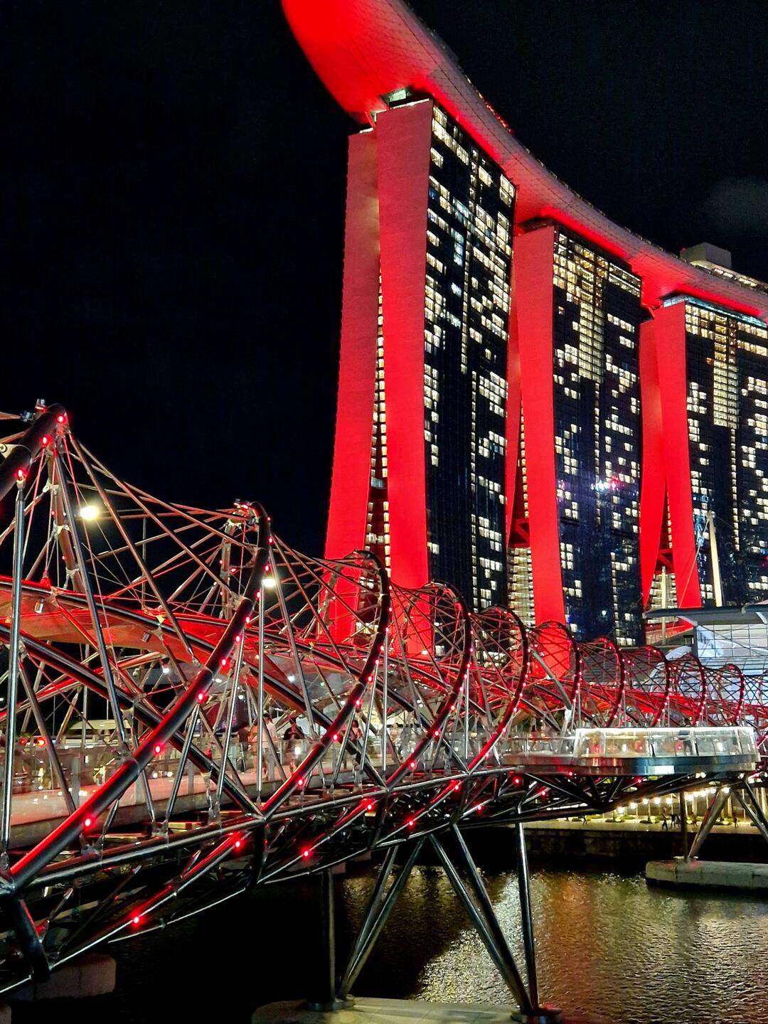 Helixbridge & Marina Bay-Hotel