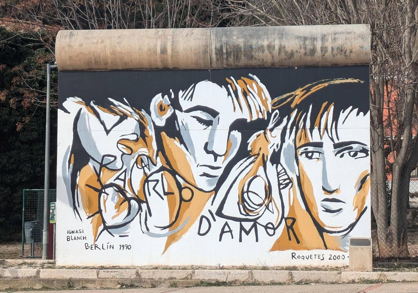 Ein Teil Berliner Mauer in Roquetes