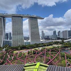 Marine Bay Sands - 55 Stockwerke - 2010 eröffnet - 60 Restaurants