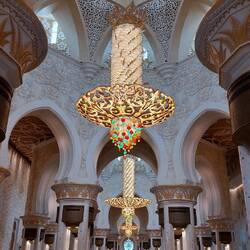 13 Tonnen schwere Swarowskikristallleuchter