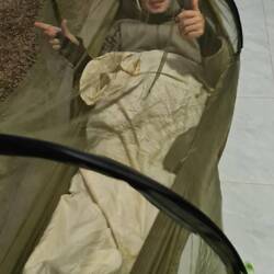 Simon wieder in der Hängematte