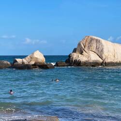 Da hemer die erst Usbildig gmacht - Tanote Bay 🏝️ hesch sogar uf de Stei rechts ufechöne und inegumpe