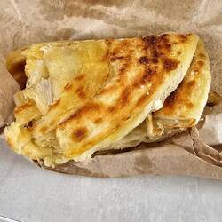 Mittags Käse-Palatschinken