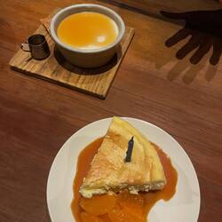 Horjicha panna cotta and brown sugar and cheesecake