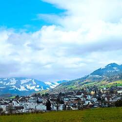 Rückfahrt durch Schwyz.