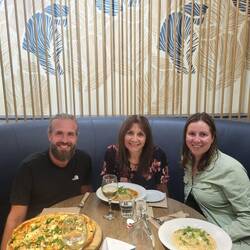 Abschlussdinner mit unserer Lieblings Kiwi-Gastgeberin Joe