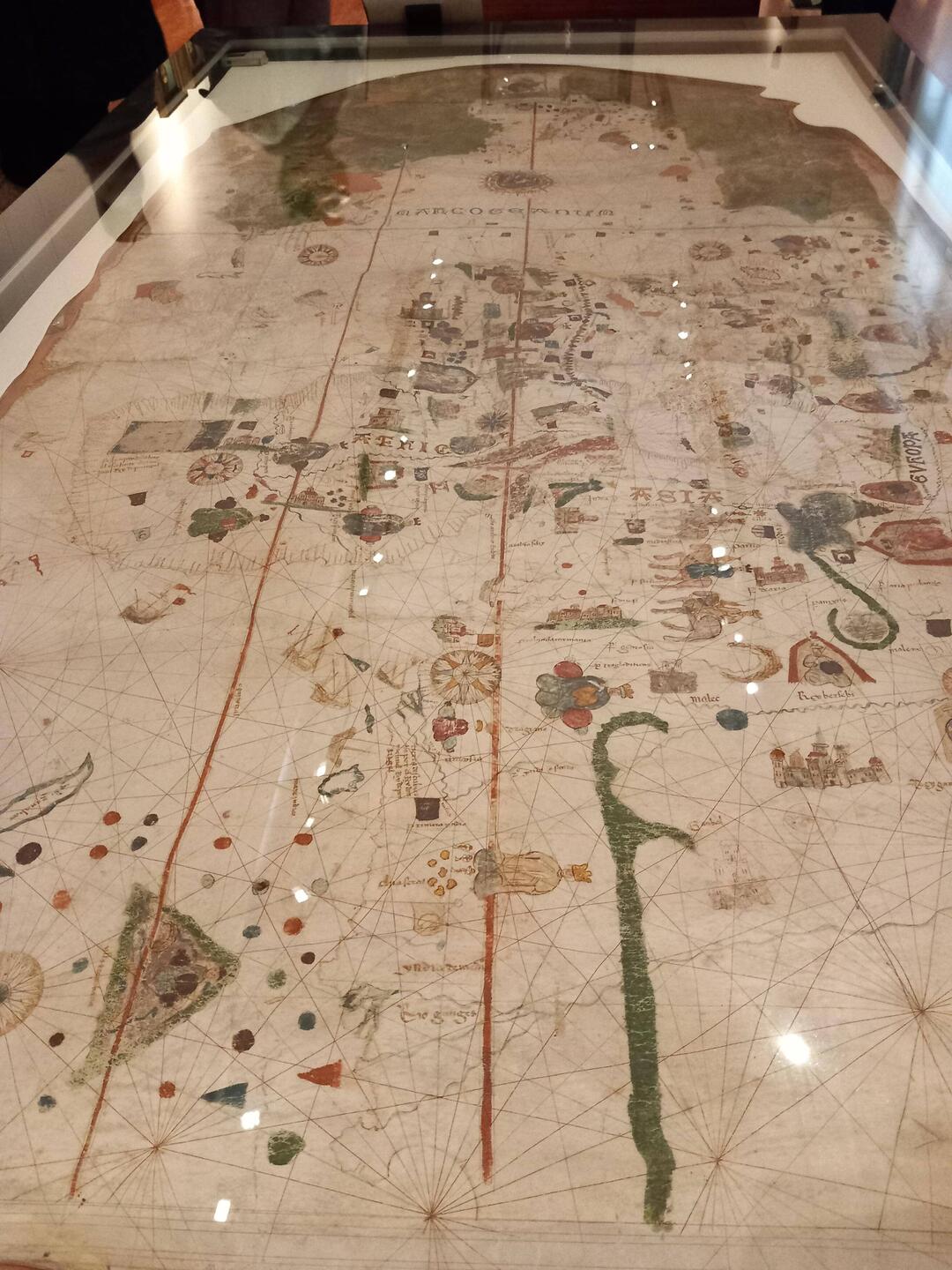 La première carte où apparaissent les terres découvertes par Christophe Colomb.