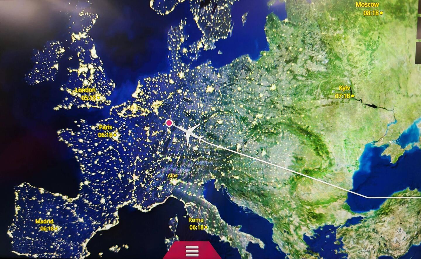 Über das nächtliche Europa zurück nach Frankfurt/Main 🇩🇪