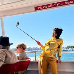 Auftritt Mrs Eidotter...