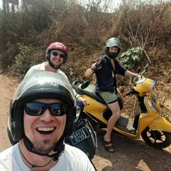 Gruppen-Tagesausflug #scooterbitches