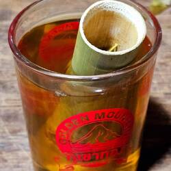 Und Tee. Das Happy Water (Whisky) hab ich nicht mehr fotografiert.