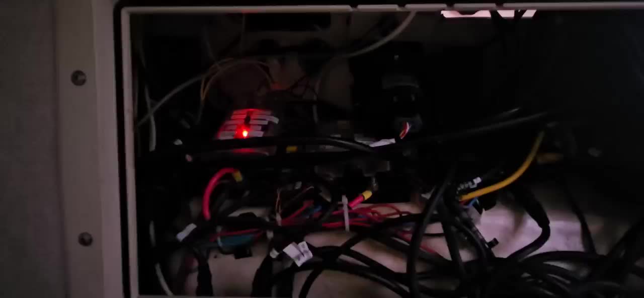 Blue Seas EZ-ID blown fuse LED indicator