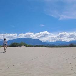 Und damit es nicht zu langweilig wird haben wir sogar noch eine Sanddüne "gefunden" 😊