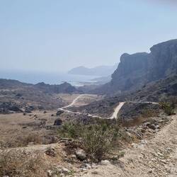 Es geht 1000 m nach unten ans Meer