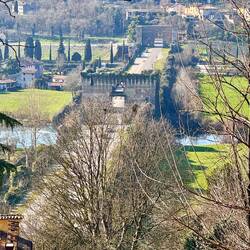 Borghetto( kleines Dorf) mit Visconti-Brücke