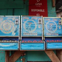 ...mit Glücksspiel...