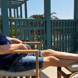 Auf der ruhigen Terrasse lässt sich's chillen