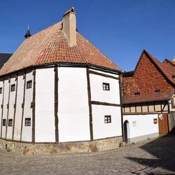 13. Jhd. , noch kein Fachwerkbau