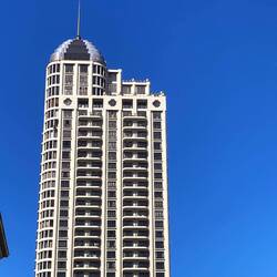 Auch Hochhäuser können Charme haben.