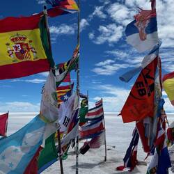 Plaza de las Banderas Uyuni