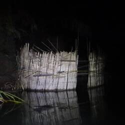 Diese Konstruktion dient zum Fischfang