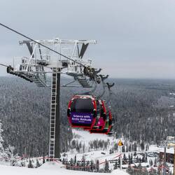 Hoch hinaus mit der 3er-Gondel🚡