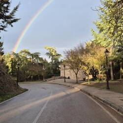 Und wie es schon fast Tradition auf unserer diesjährigen Reise ist - es regnet.