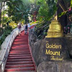 340 Stufen zum Tempel