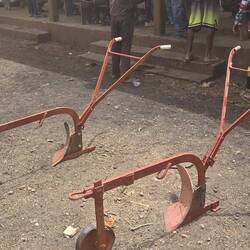 Stehen bei uns im Museum, werden hier neu produziert und verkauft