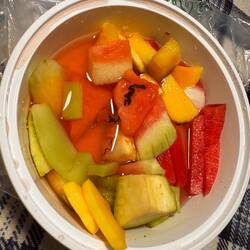 Eingelegtes Gemüse & Obst in Essig