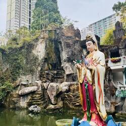 Urbane Klosterszenerie