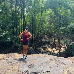 Ein ausgetrockneter Wasserfall